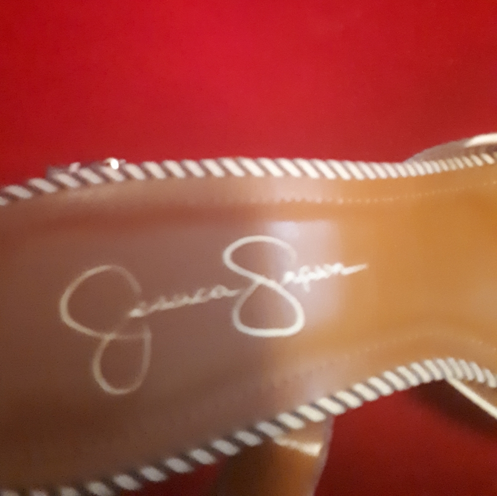 Shoes - Picture 3 of 4